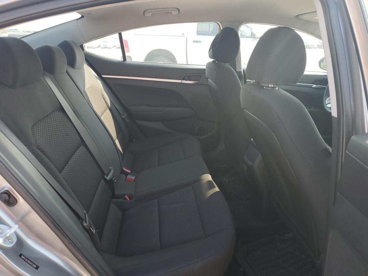 5NPD74LF0KH457689 2019 Hyundai Elantra Se