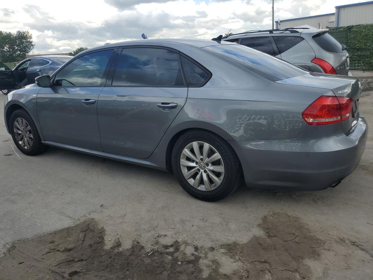 1VWAS7A34FC003925 2015 Volkswagen Passat S