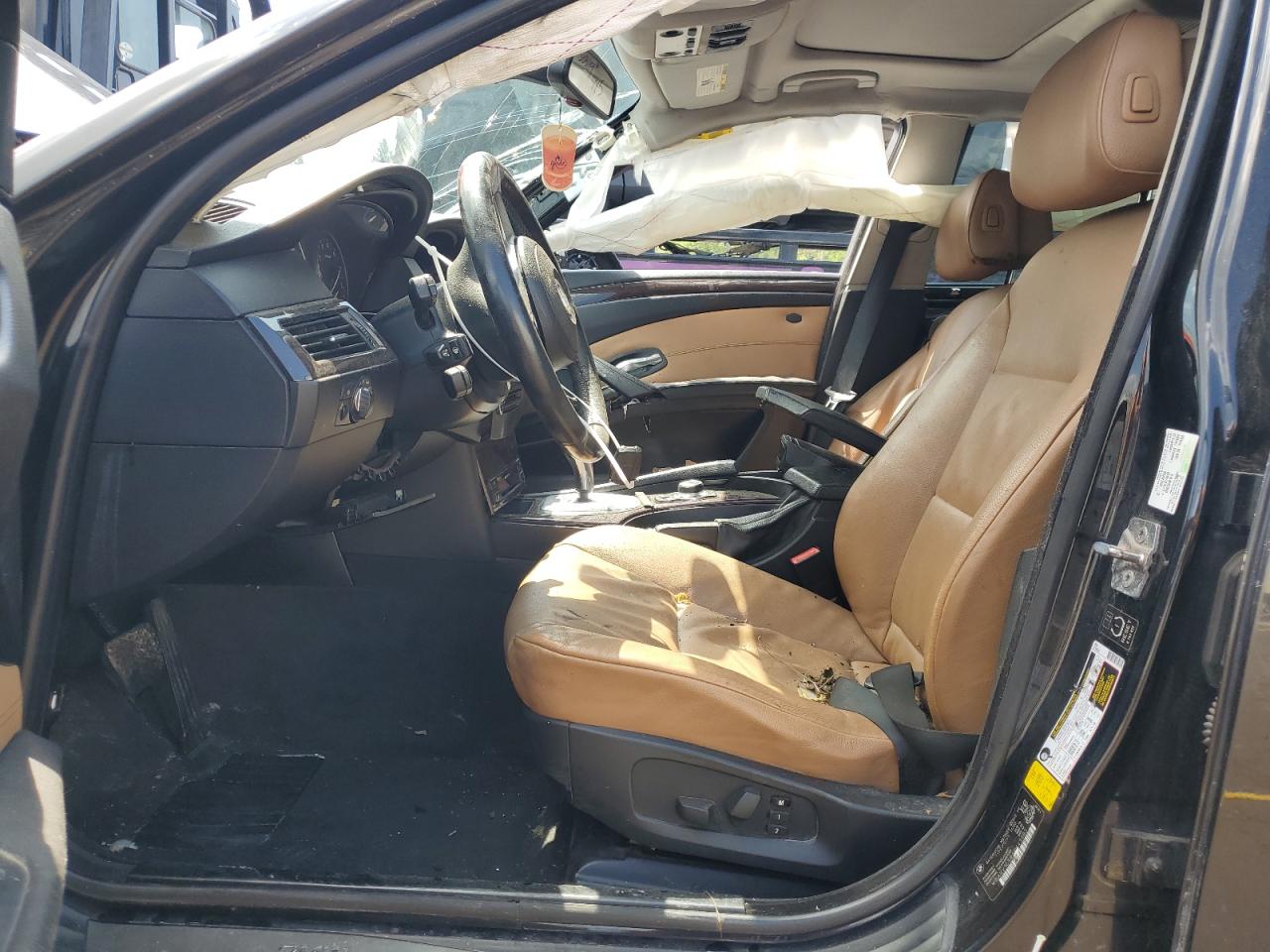 WBANV1C58AC443983 2010 BMW 528 Xi