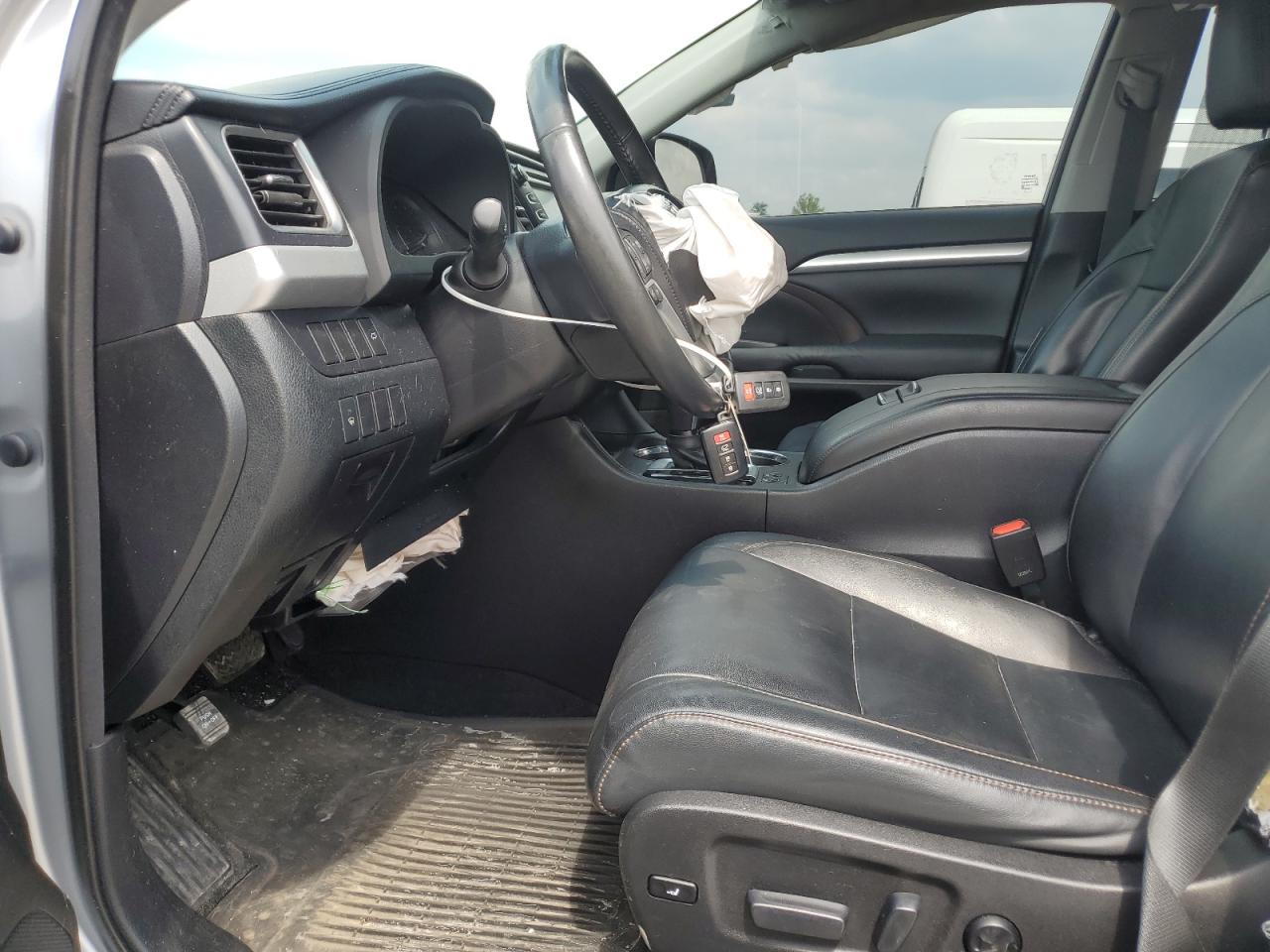 5TDJKRFH3ES023468 2014 Toyota Highlander Xle