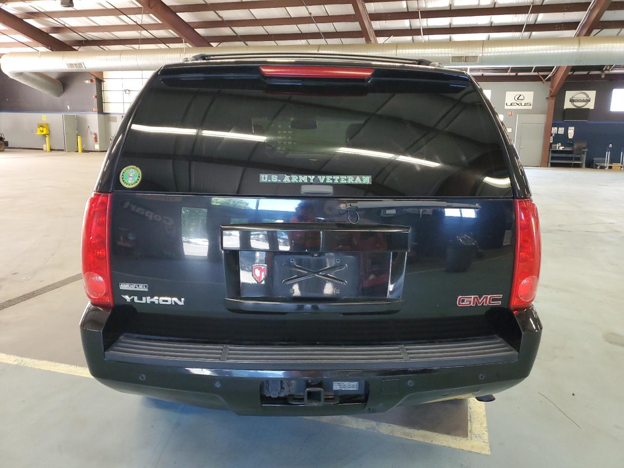 1GKS2CE09CR170679 2012 GMC Yukon Slt