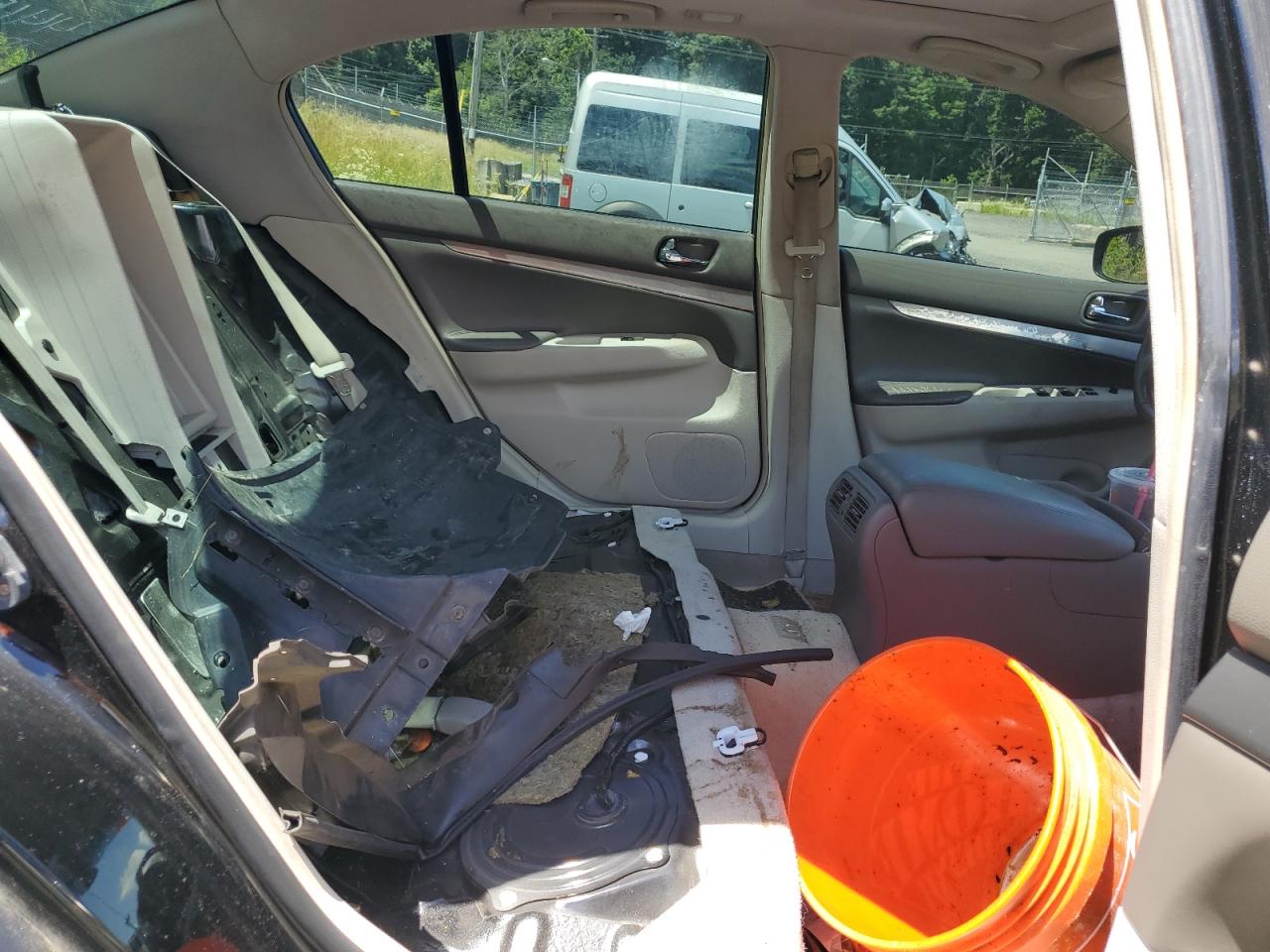 JN1DV6AR9BM652536 2011 Infiniti G25