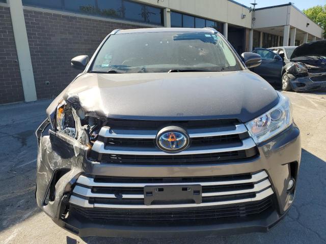 VIN 5TDJGRFH5KS063872 2019 Toyota Highlander, Hybrid no.5