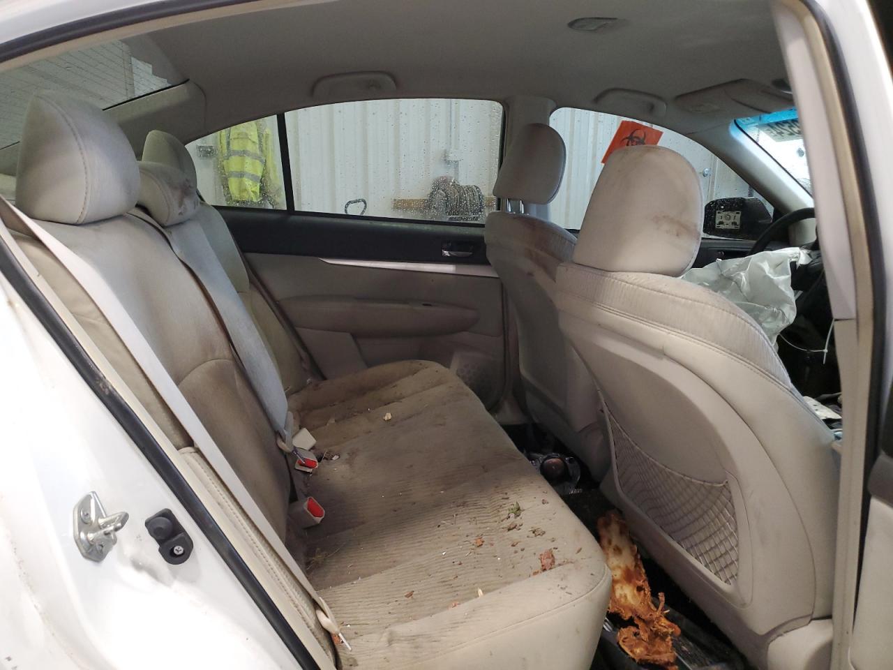 4S3BMBC61B3252236 2011 Subaru Legacy 2.5I Premium