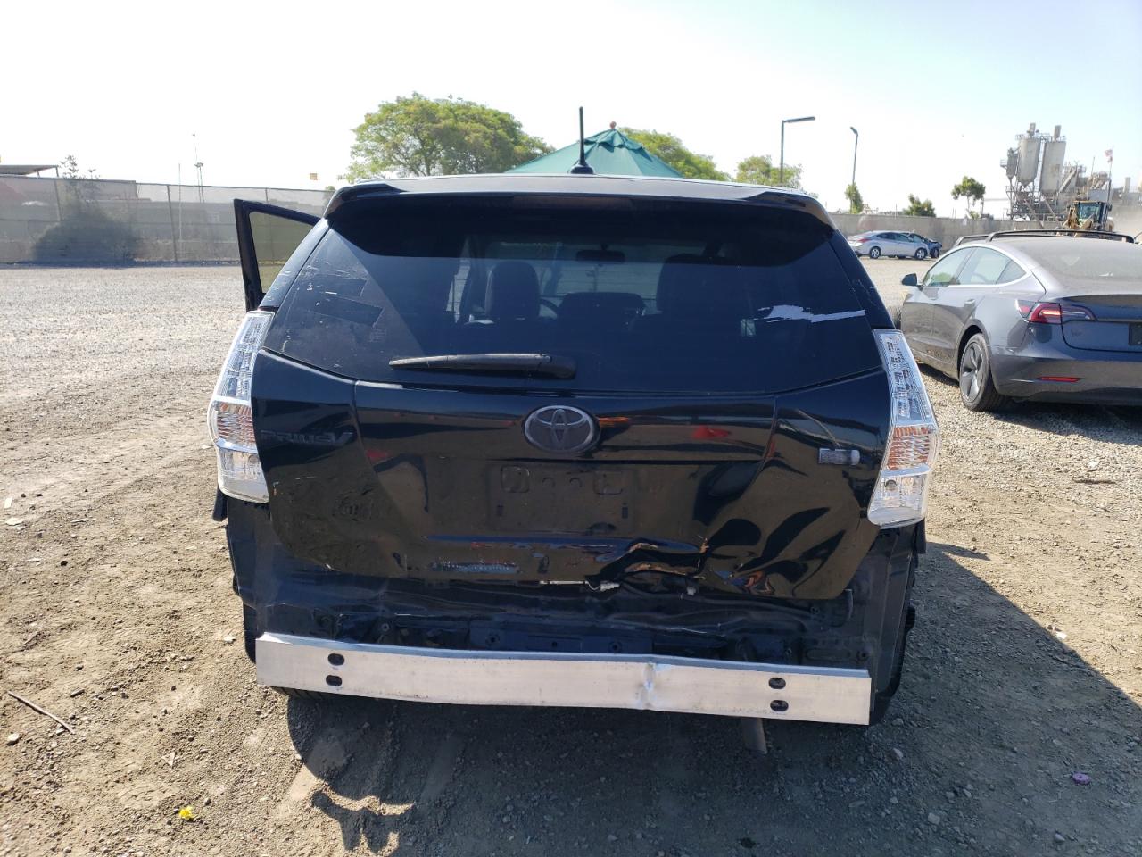 JTDZN3EU0D3284143 2013 Toyota Prius V