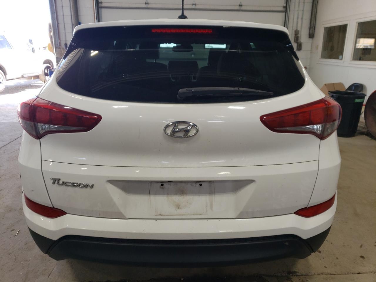 KM8J23A45GU160939 2016 Hyundai Tucson Se