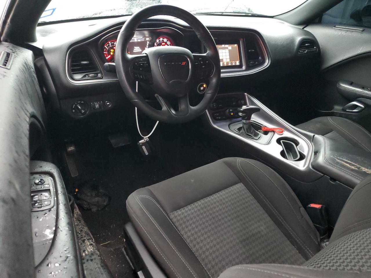 2C3CDZAG8JH271861 2018 Dodge Challenger Sxt