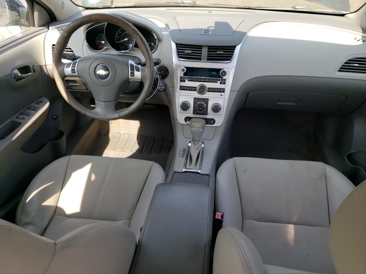 1G1ZD5EB5AF126381 2010 Chevrolet Malibu 2Lt