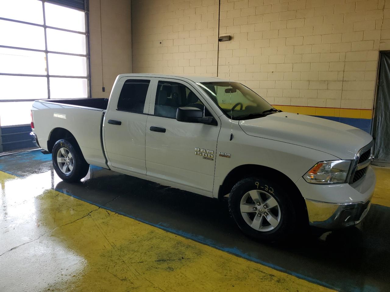 2019 Ram 1500 Classic Tradesman vin: 1C6RR6FT4KS692764