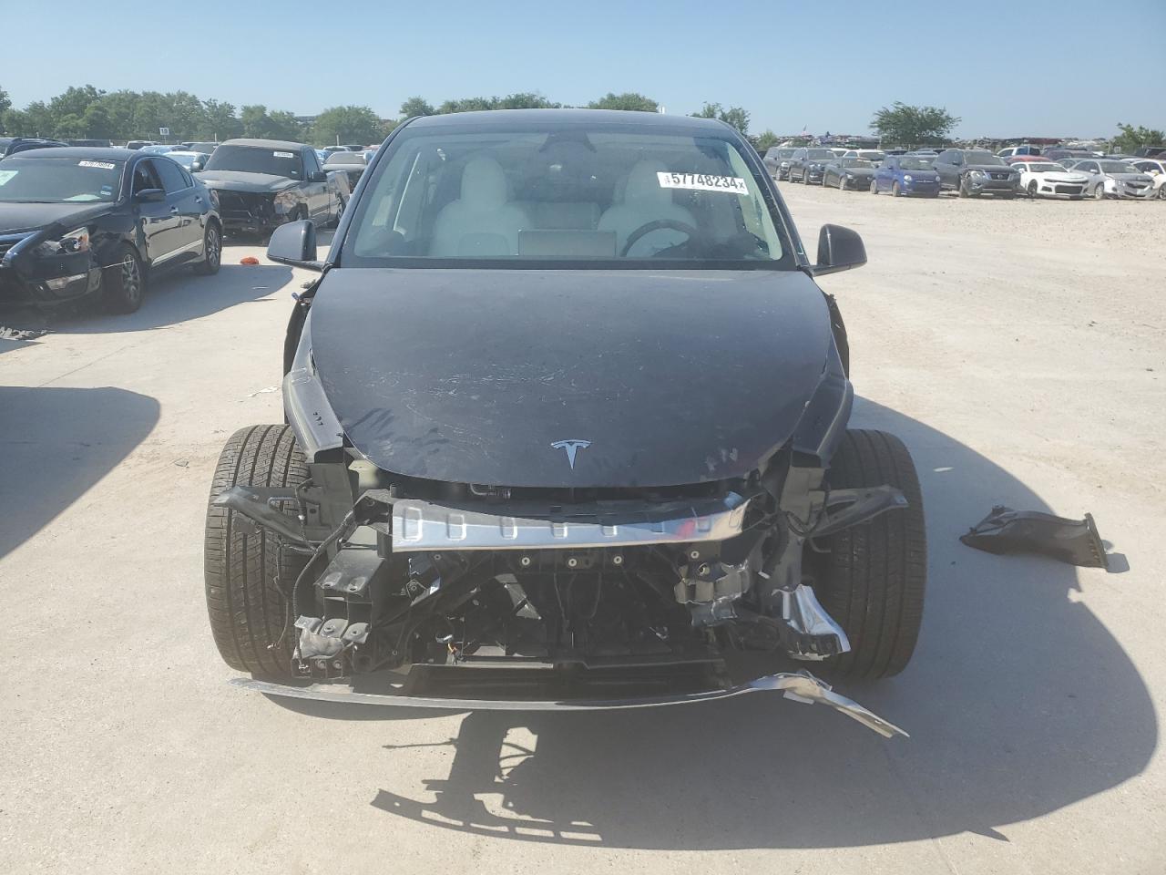 7SAYGDEE0RA242358 2024 Tesla Model Y