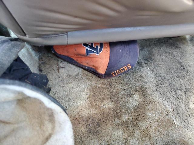 2000 Toyota Camry Le VIN: JT2BG28K3Y0431961 Lot: 58141304