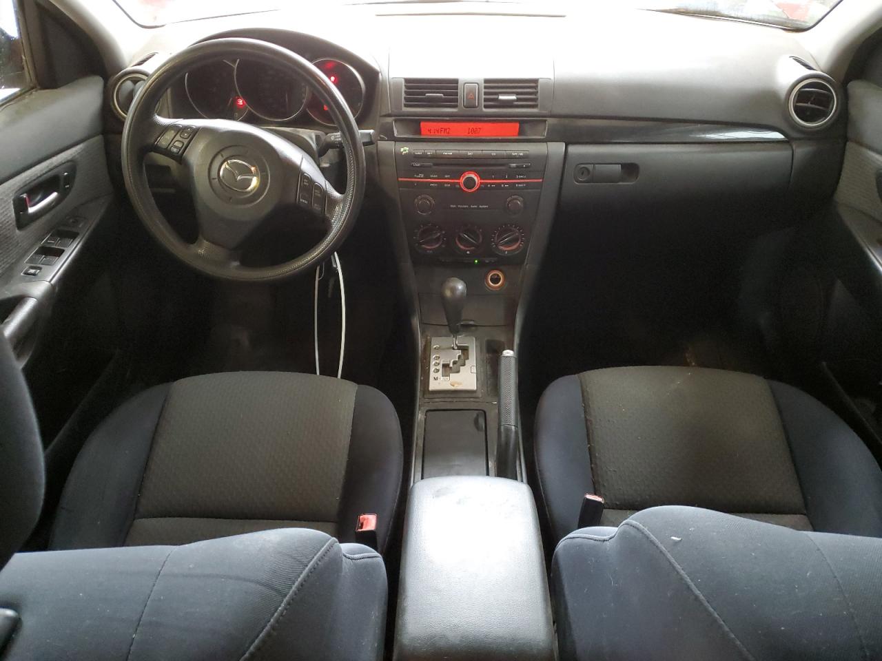 JM1BK12F851295067 2005 Mazda 3 I