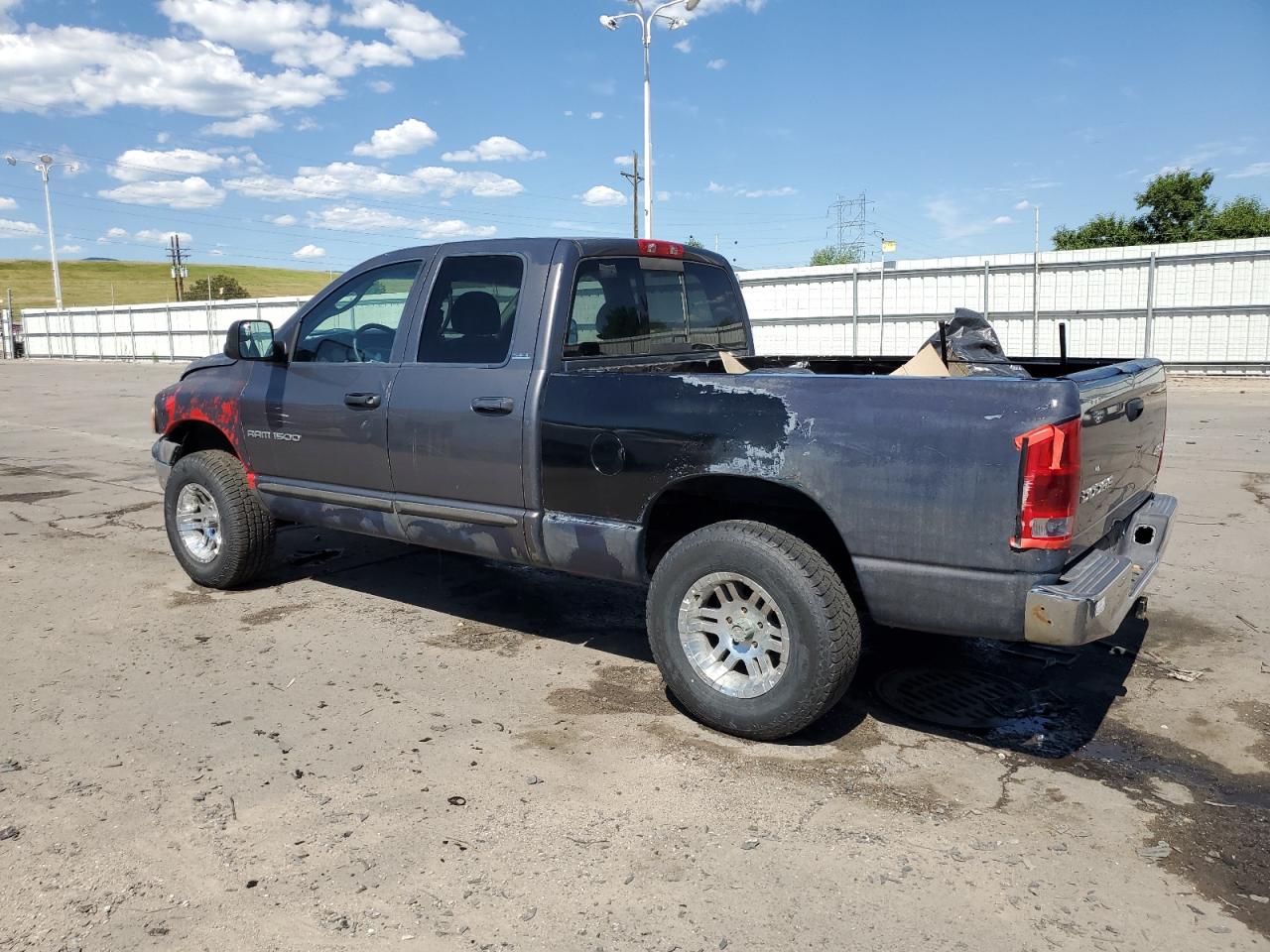 1D7HU18ZX2J256827 2002 Dodge Ram 1500