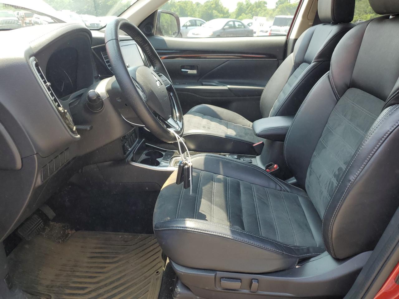 JA4AZ3A30KZ005339 2019 Mitsubishi Outlander Se