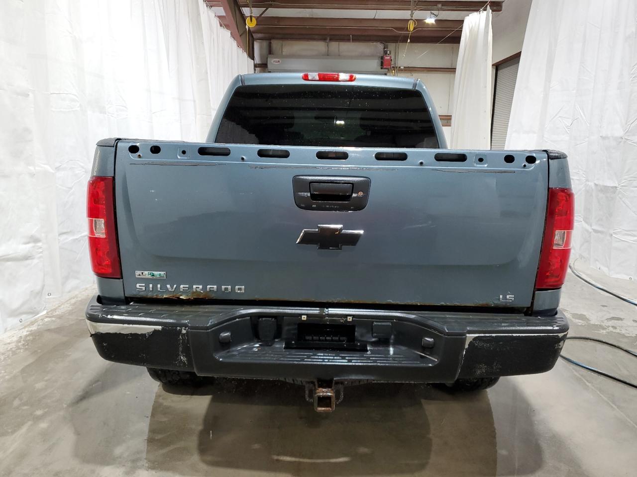 3GCPKREA8BG211430 2011 Chevrolet Silverado K1500 Ls