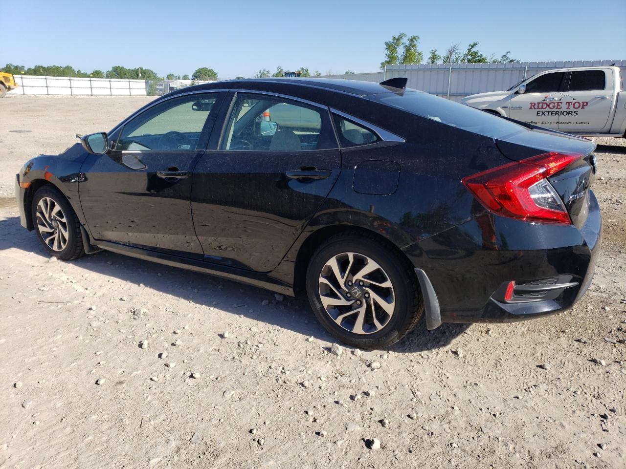 2HGFC2F73JH596981 2018 Honda Civic Ex