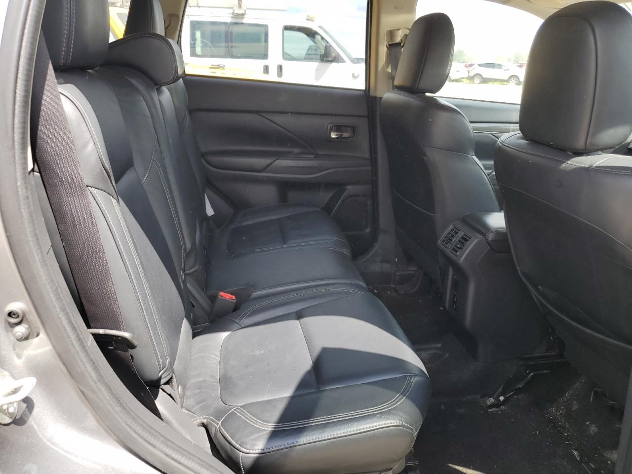 JA4AD3A35LZ040412 2020 Mitsubishi Outlander Se