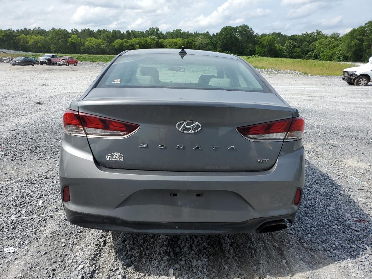 5NPE24AA1JH713699 2018 Hyundai Sonata Eco