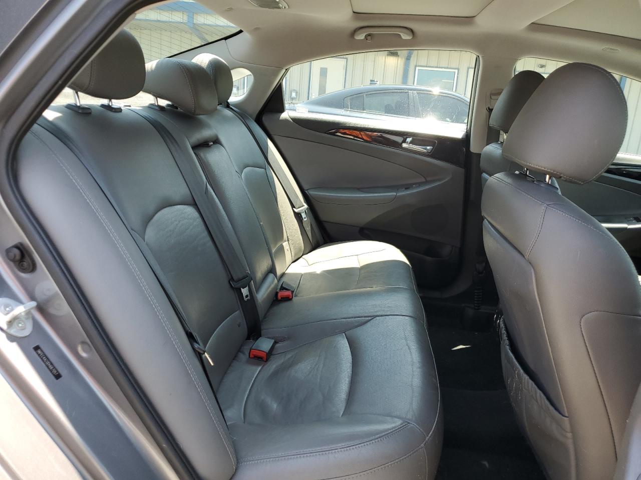 5NPEC4AC0DH667057 2013 Hyundai Sonata Se