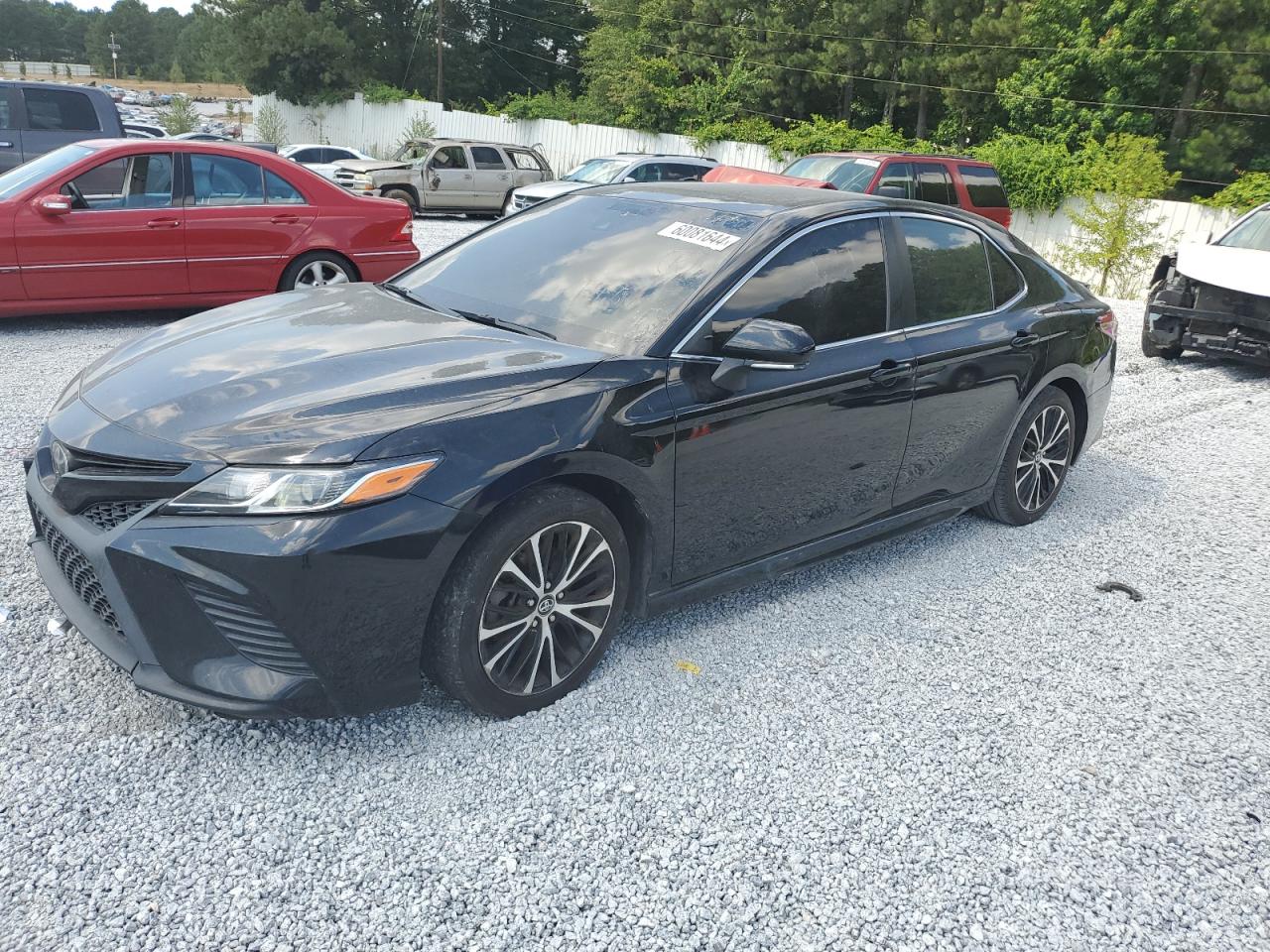 2018 Toyota Camry L vin: 4T1B11HK2JU148495