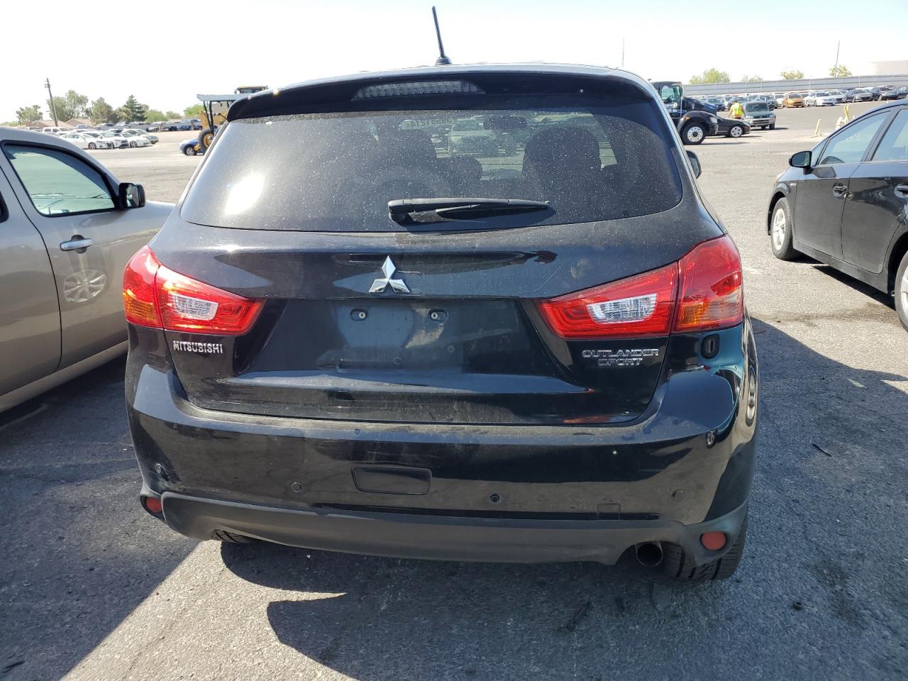 2015 Mitsubishi Outlander Sport Es vin: 4A4AP3AU3FE051693