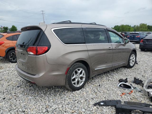 2017 Chrysler Pacifica Touring L VIN: 2C4RC1BG4HR730249 Lot: 57614104