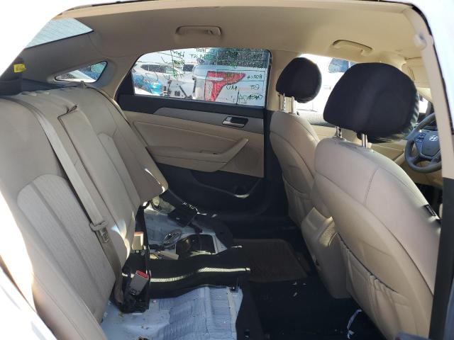 2017 Hyundai Sonata Hybrid VIN: KMHE24L14HA043964 Lot: 58111354