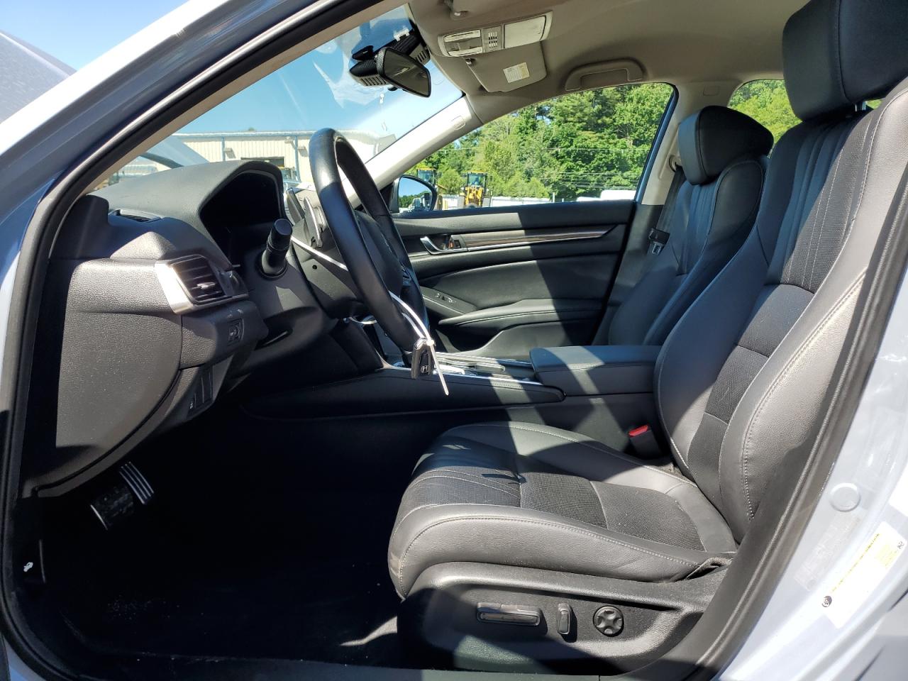 1HGCV1F41NA114560 2022 Honda Accord Sport Se