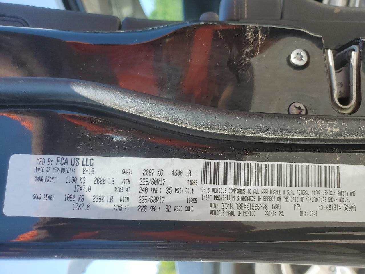 3C4NJDBBXKT595776 2019 Jeep Compass Latitude