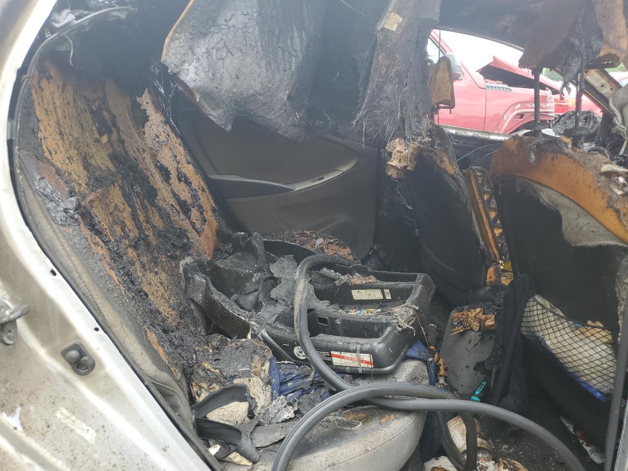 KMHCT4AE5FU802563 2015 Hyundai Accent Gls