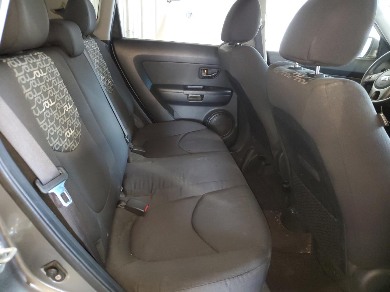 KNDJT2A25B7299728 2011 Kia Soul +