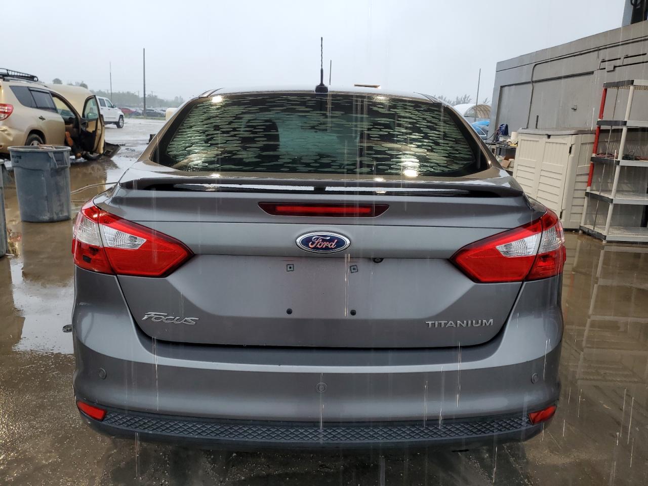 2014 Ford Focus Titanium vin: 1FADP3J26EL350307