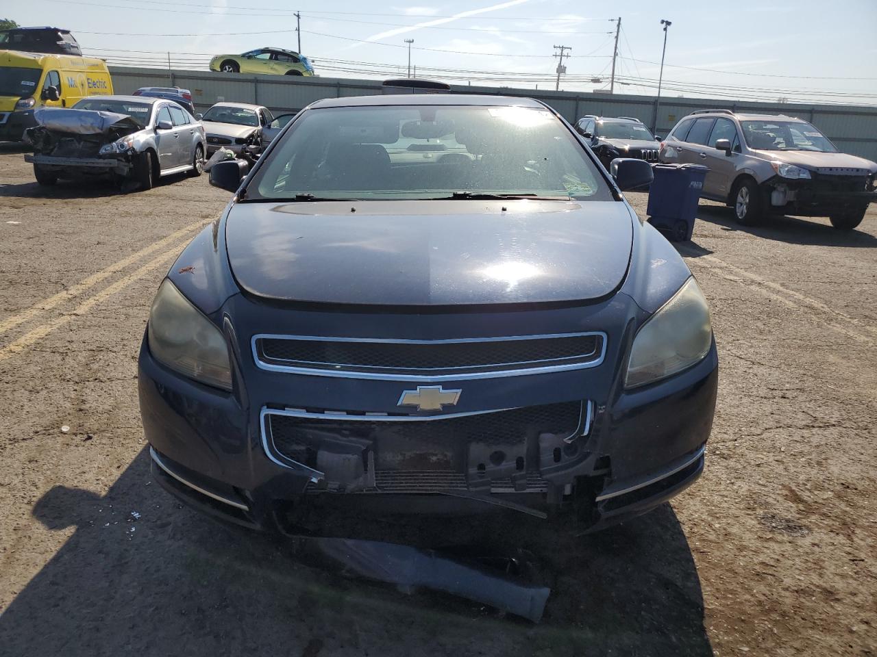 1G1ZH57BX9F244116 2009 Chevrolet Malibu 1Lt