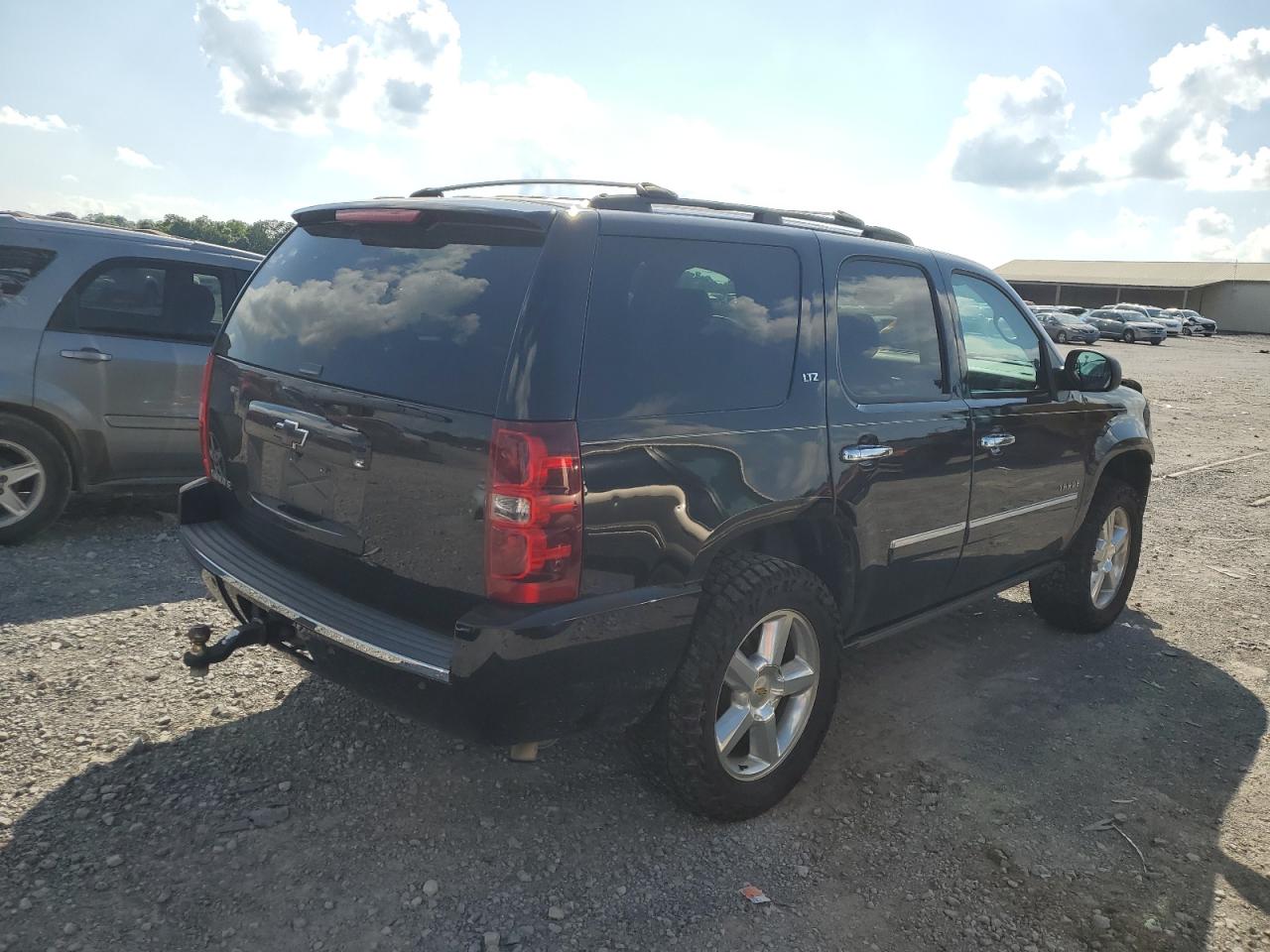 1GNSKCE02DR170737 2013 Chevrolet Tahoe K1500 Ltz