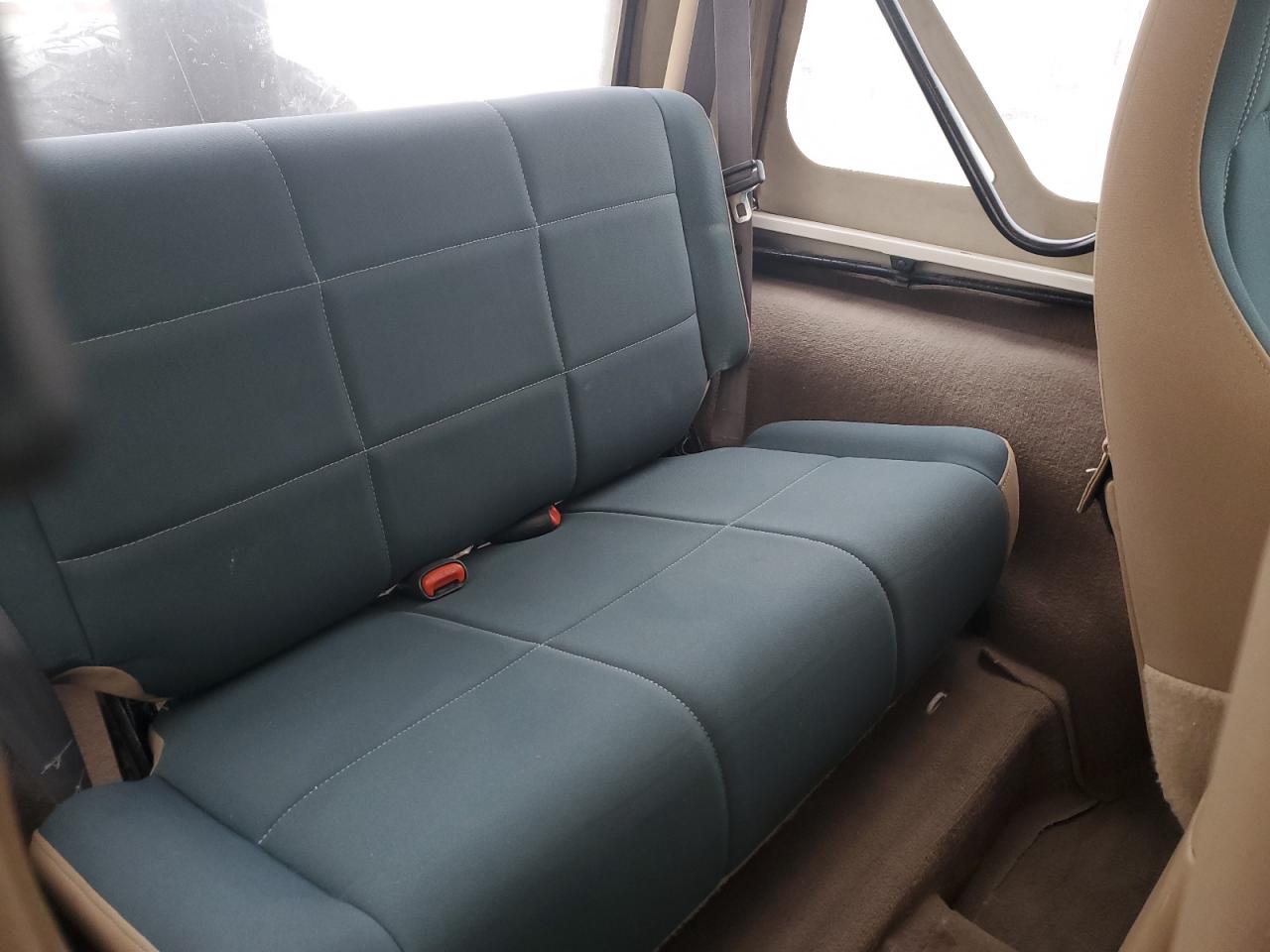 1J4FA59S3YP733648 2000 Jeep Wrangler / Tj Sahara