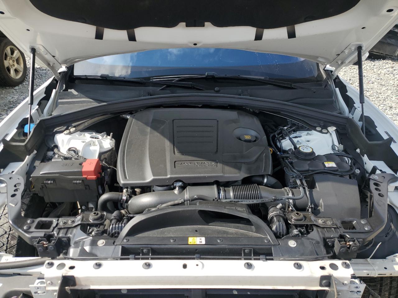 SADCK2FX8JA325437 2018 Jaguar F-Pace Prestige