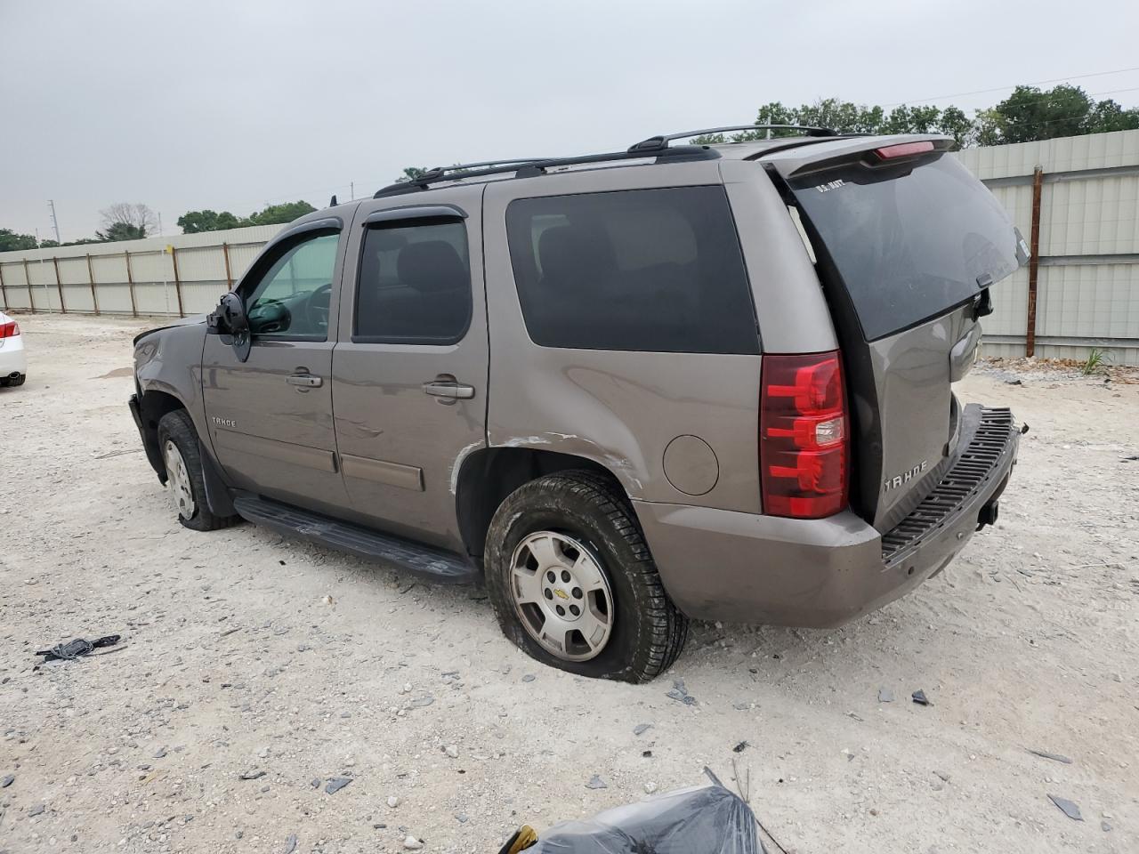 2013 Chevrolet Tahoe K1500 Ls vin: 1GNSKAE07DR362756