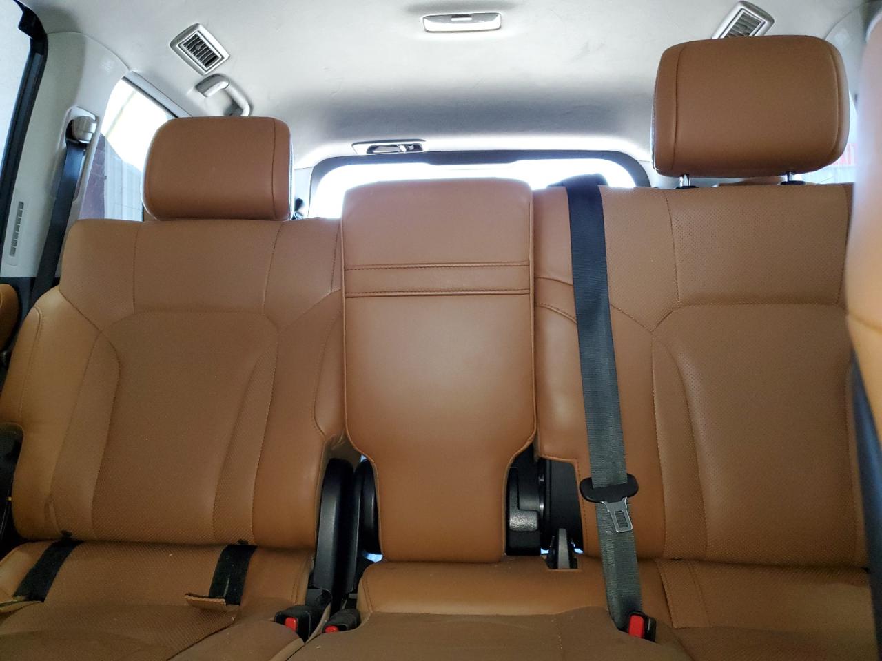 JTJDY7AX5MX333918 2021 Lexus Lx 570