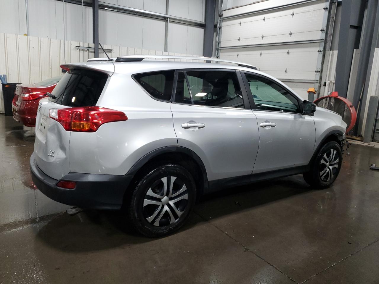 2015 Toyota Rav4 Le vin: 2T3BFREV9FW244590