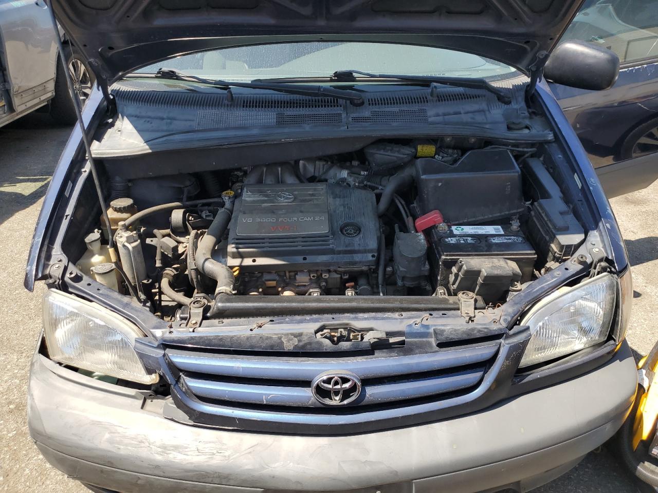 4T3ZF19C22U508073 2002 Toyota Sienna Ce