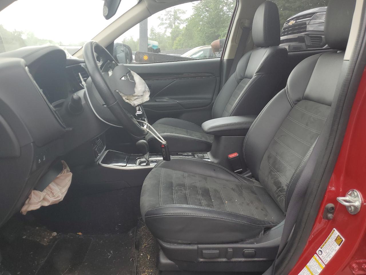 JA4AD3A33LZ004198 2020 Mitsubishi Outlander Se