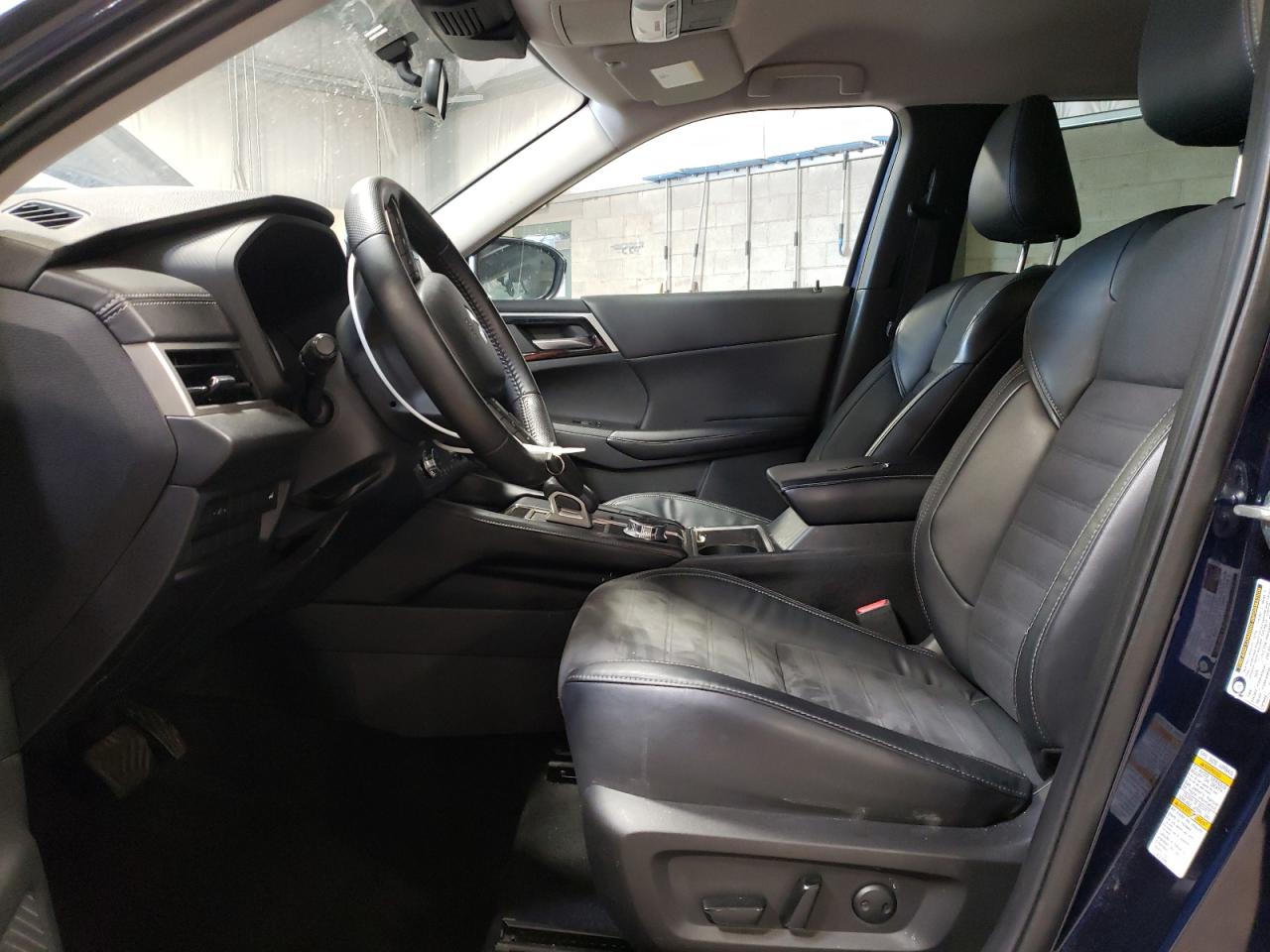 JA4J3UA88NZ018007 2022 Mitsubishi Outlander Se