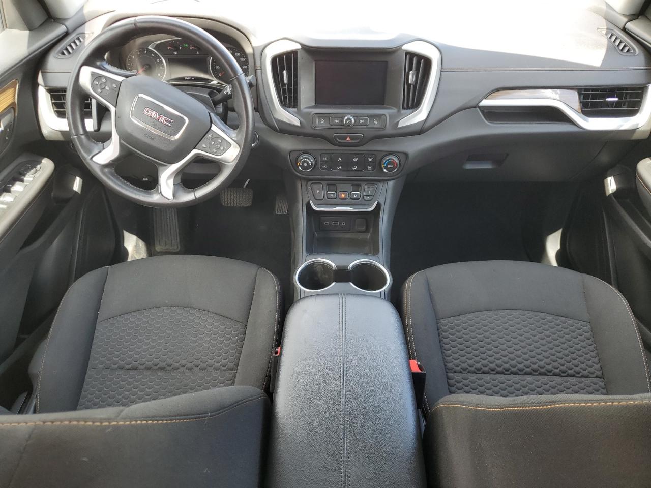 3GKALMEV6LL156076 2020 GMC Terrain Sle