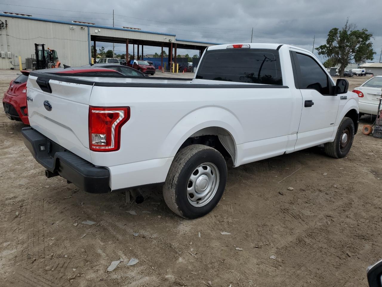 2017 Ford F150 vin: 1FTMF1CP6HKE05911