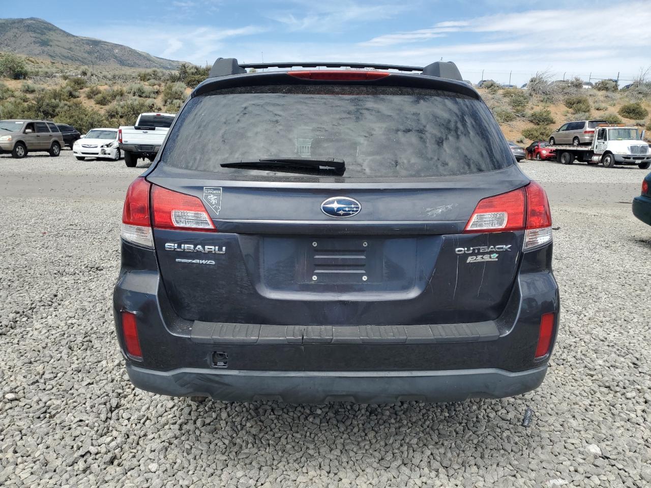 4S4BRBJC1A3385230 2010 Subaru Outback 2.5I Limited