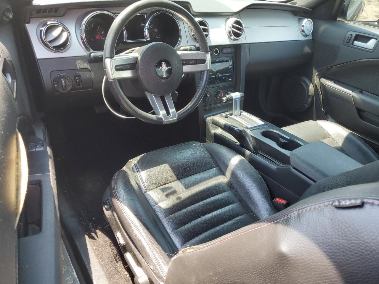 1ZVHT80N385174340 2008 Ford Mustang