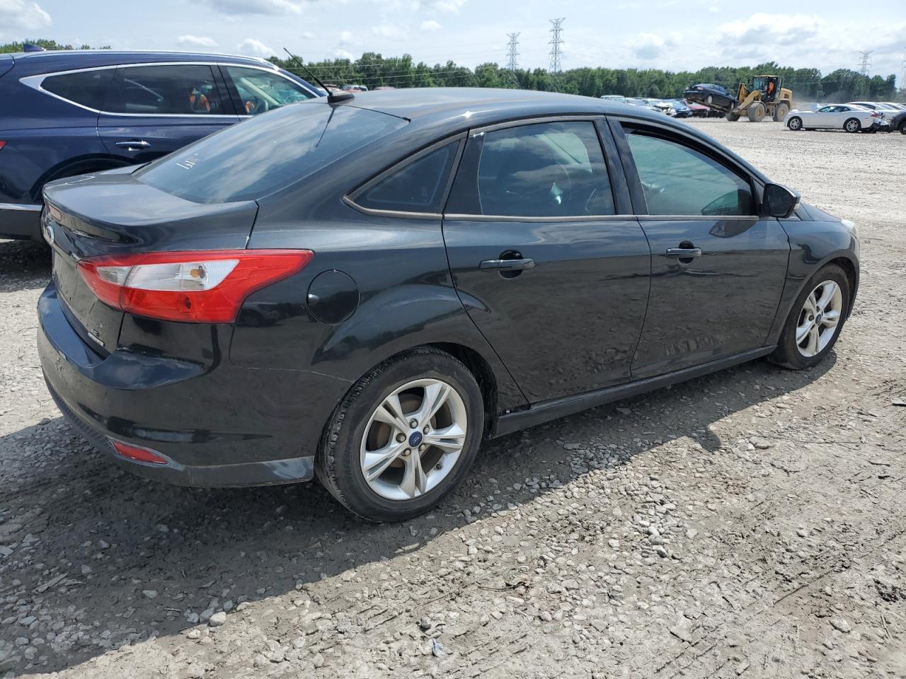 2014 Ford Focus Se vin: 1FADP3F22EL329575