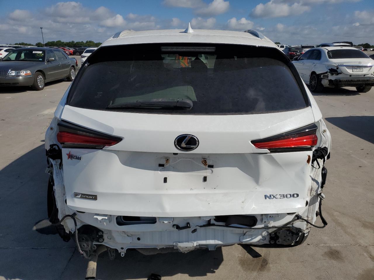 JTJYARBZ0J2090138 2018 Lexus Nx 300 Base