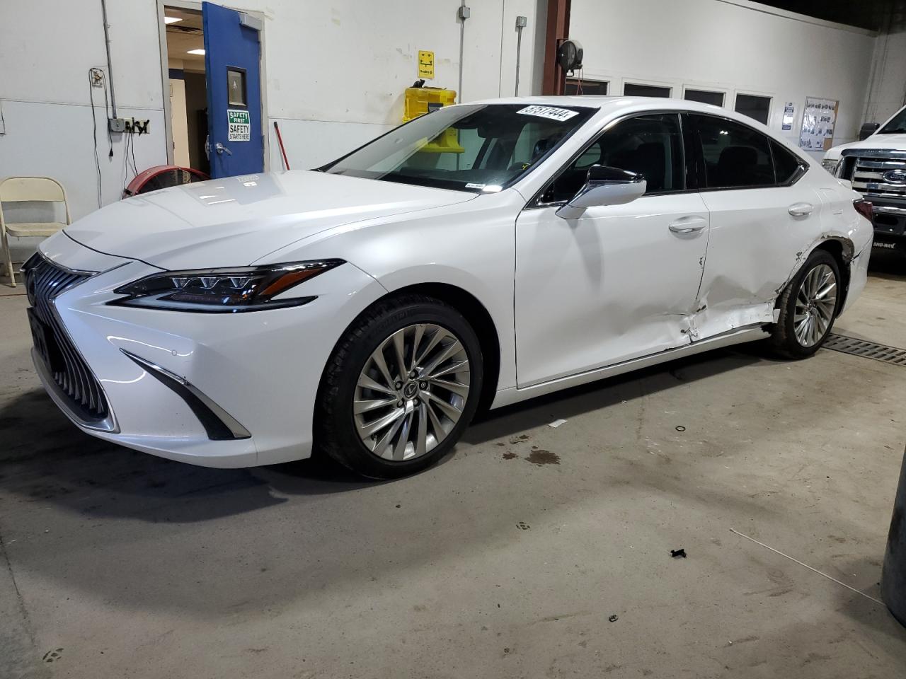 58AE21B19LU005663 2020 Lexus Es 300H Luxury