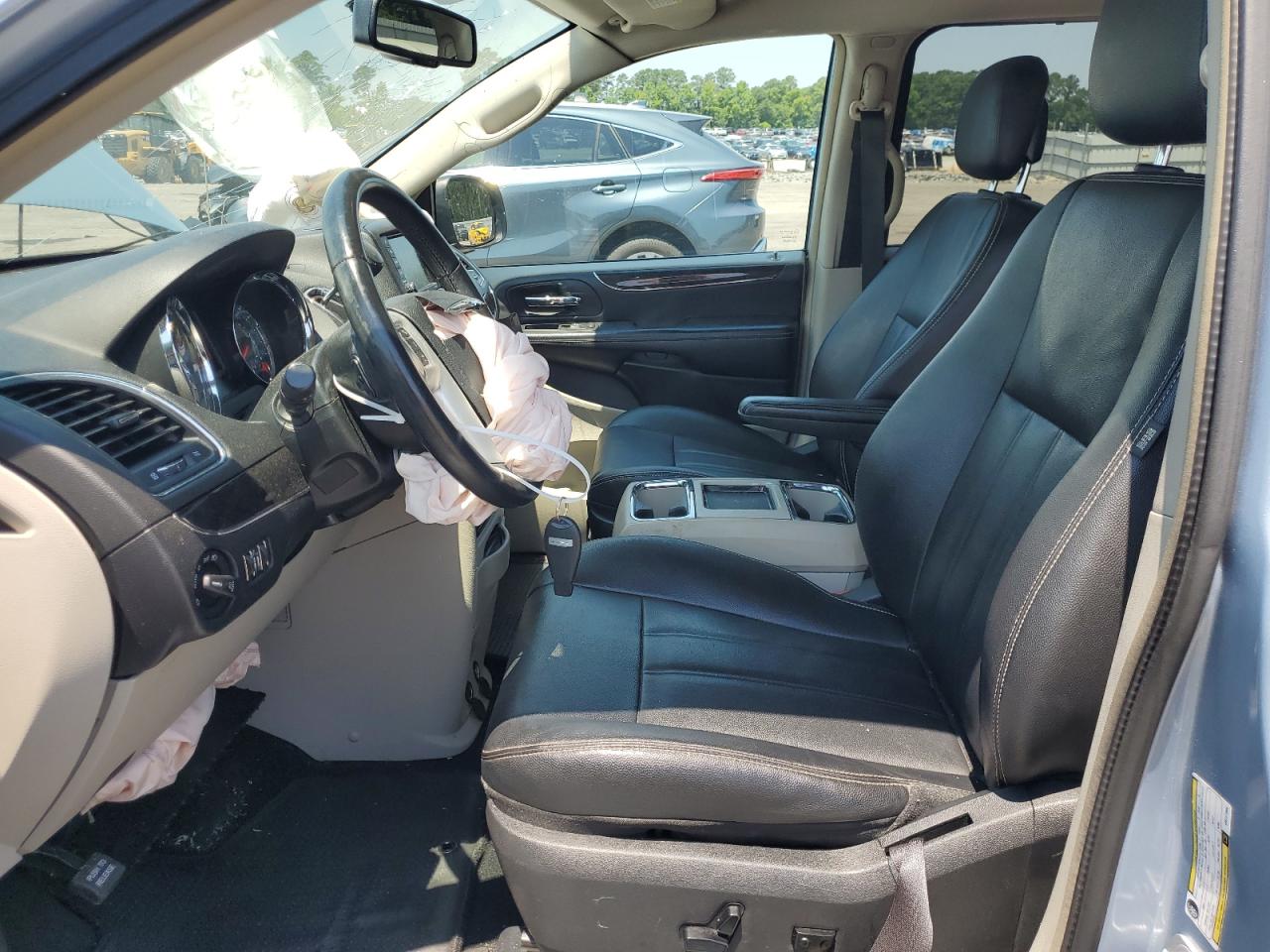 2C4RC1BG1GR247896 2016 Chrysler Town & Country Touring